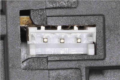 VEMO V40-77-0049 Číslo výrobce: VEV40-77-0049 - 13 305 440.