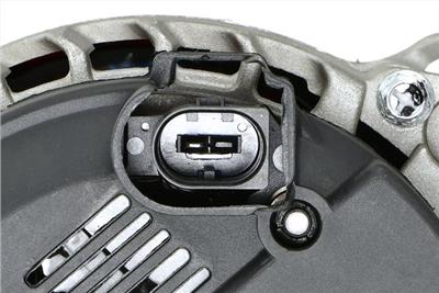 HELLA 8EL 011 713-831 EAN: 4082300796230.