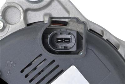 HELLA 8EL 015 637-451 EAN: 4082300875638.