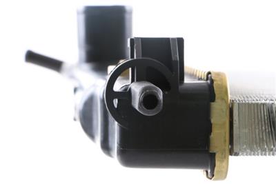 MAHLE ORIGINAL CR 421 000S Číslo výrobce: 376715314. EAN: 4057635084994.