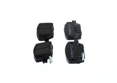 BOSCH 0 986 424 855 Číslo výrobce: BP2477. EAN: 4047026411966.