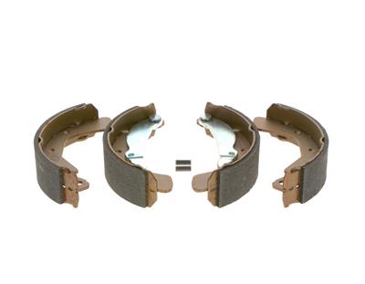 BOSCH 0 986 487 614 Číslo výrobce: BS4852. EAN: 3165143523995.