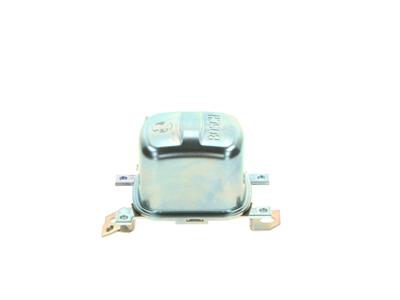 BOSCH F 026 T02 204 Číslo výrobce: GENERATORREGLER DC  14V / 30A. EAN: 4047024644182.