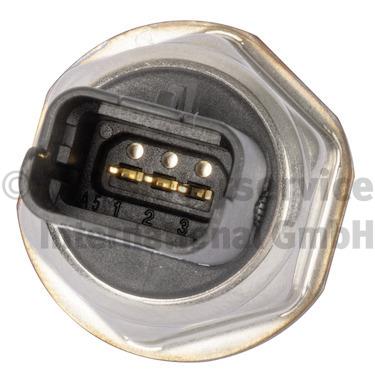 PIERBURG 7.11225.10.0 EAN: 4028977948633.