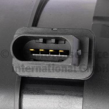 PIERBURG 7.18221.05.0 EAN: 4028977939754.