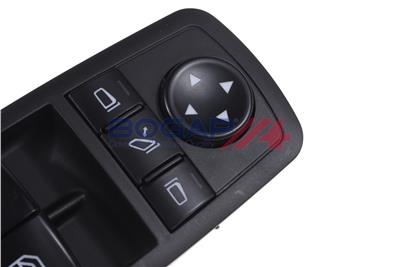 BOGAP C7339110 Číslo výrobce: 8536500090. EAN: 4251789149008.