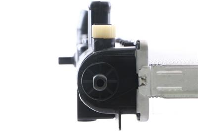 MAHLE ORIGINAL CR 561 000S Číslo výrobce: 8MK 376 718-671. EAN: 4057635086837.