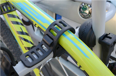 02112 Nosič kol na zadní dveře TRIPLE - 3 kola