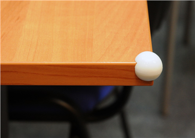 Chráníč na rohy nábytku, samolepící, transparentní 4ks