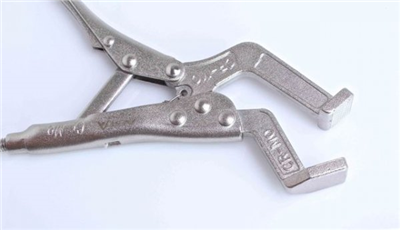 Rychloupínací kleště samosvorné, klempířské 150 mm, ploché čelisti