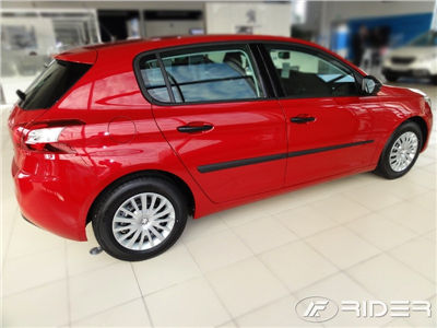 Boční ochranné lišty Peugeot 308 2013-2021 (hatchback)