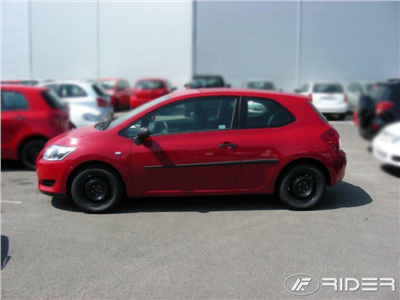 Boční ochranné lišty Toyota Auris 2006-2012 (hatchback, 3 dveře)