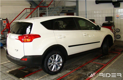 Boční ochranné lišty Toyota Rav4 2013-2018