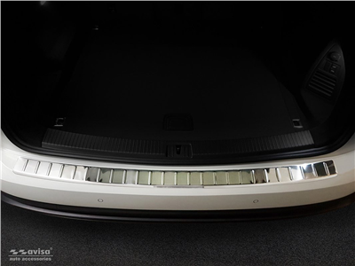 Ochranná lišta hrany kufru VW Touareg 2018- (matná)