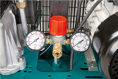 Pístový kompresor Airstar 401/50 E, 230 V, dvouválcový, nádrž 50 l, pojízdný