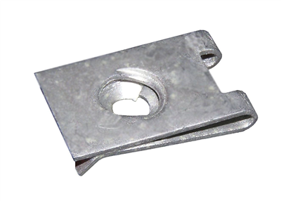 Nástrčná matice pro spoiler