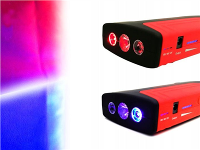 Powerbanka 15000mAh, 400-900A s funkcí startu a světlem BASS