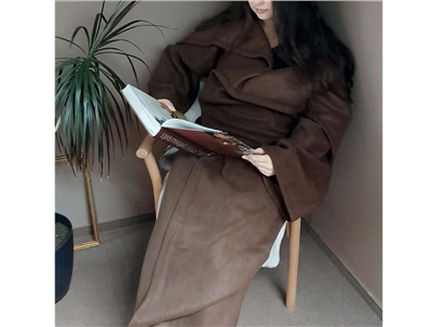 Deka s rukávy 4L 7179a Brown